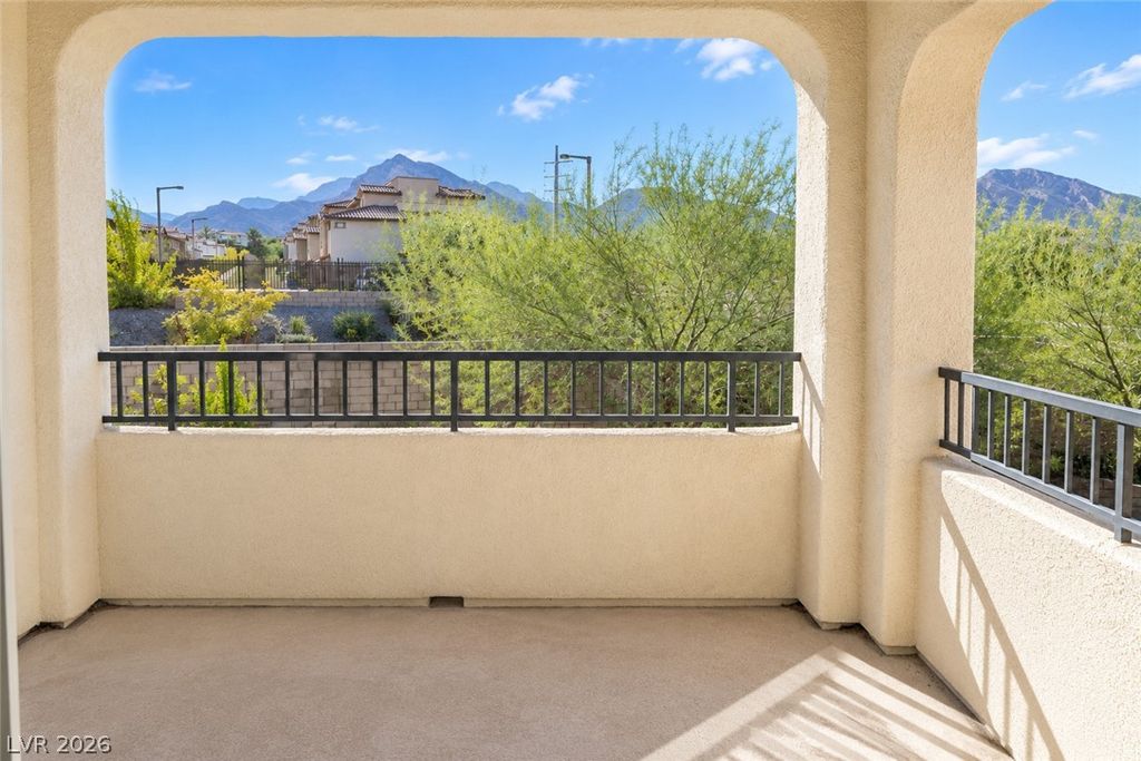 11886 Corenzio Avenue, Las Vegas, NV 89138 — photo 4