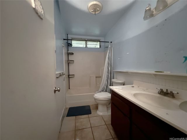 68-046 Apuhihi Street B, Waialua, HI 96791