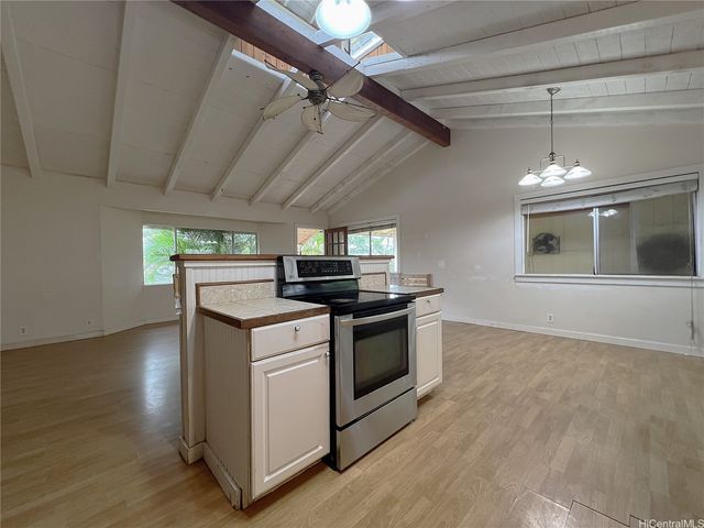 68-046 Apuhihi Street B, Waialua, HI 96791