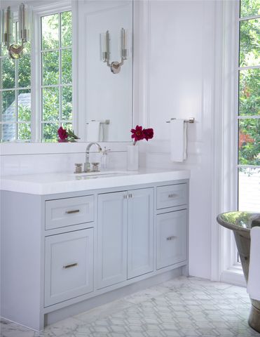 5947 Lupton Drive, Dallas, TX 75225