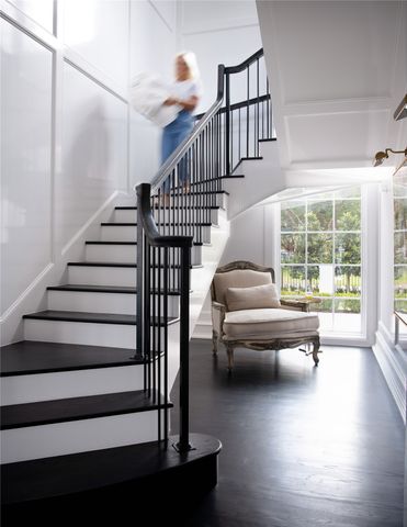 5947 Lupton Drive, Dallas, TX 75225