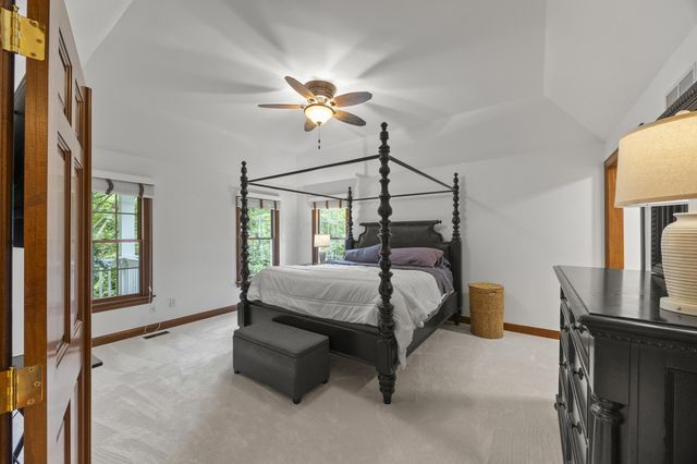 9776 Erin Woods Drive, Dublin, OH 43017