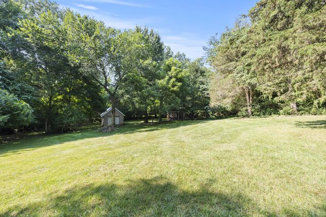 9776 Erin Woods Drive, Dublin, OH 43017