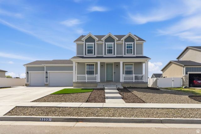 3233 W 2500 N, Clinton, UT 84015