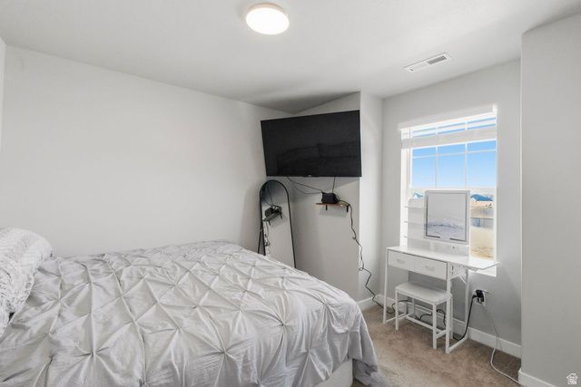 3233 W 2500 N, Clinton, UT 84015