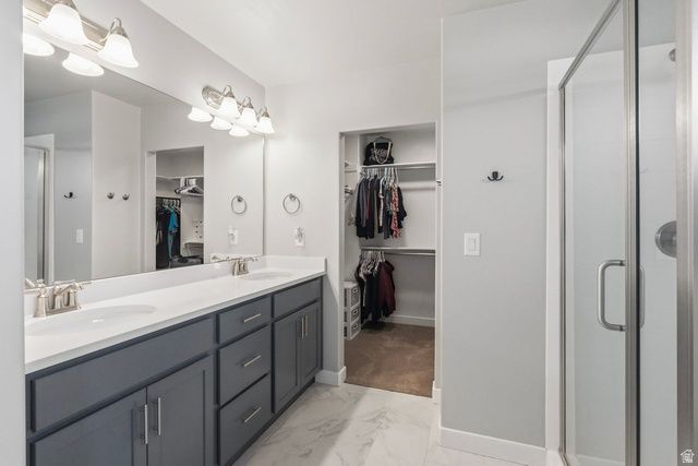 3233 W 2500 N, Clinton, UT 84015