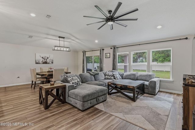 5138 OAK BEND Avenue, Jacksonville, FL 32257