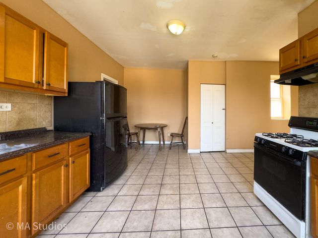 1313 S Karlov Avenue, Chicago, IL 60623