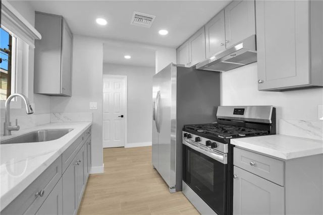 862 W Mines Avenue, Montebello, CA 90640