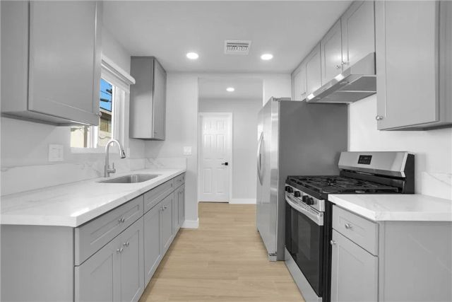 862 W Mines Avenue, Montebello, CA 90640