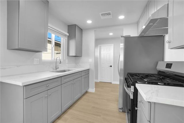 862 W Mines Avenue, Montebello, CA 90640