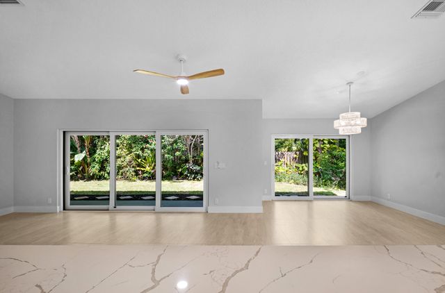 7620 Texas Trail, Boca Raton, FL 33487