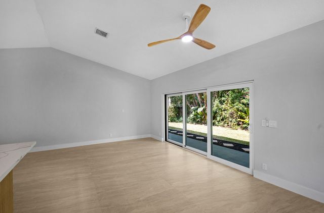 7620 Texas Trail, Boca Raton, FL 33487