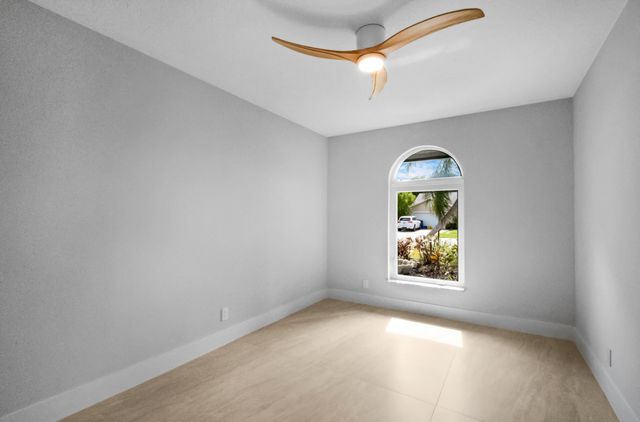 7620 Texas Trail, Boca Raton, FL 33487