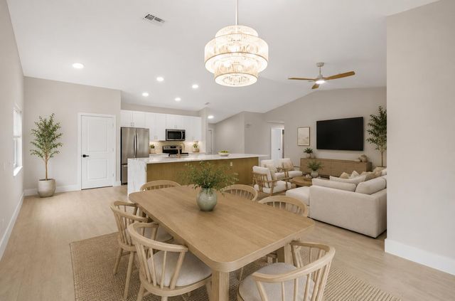 7620 Texas Trail, Boca Raton, FL 33487