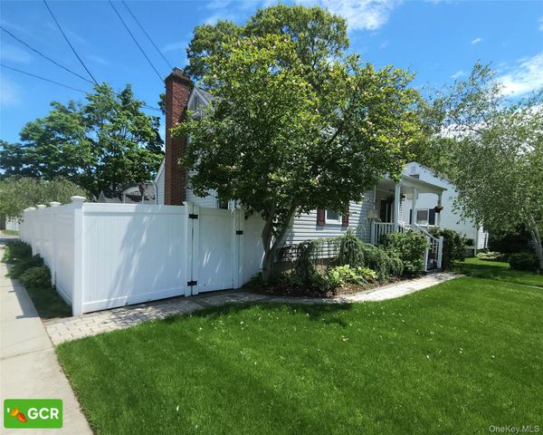 3 Benjamin Avenue, Amityville, NY 11701