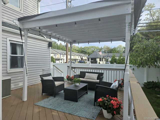 3 Benjamin Avenue, Amityville, NY 11701