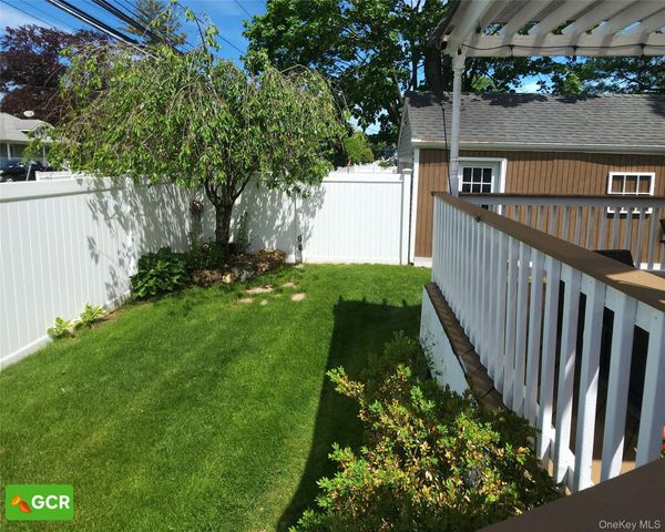 3 Benjamin Avenue, Amityville, NY 11701