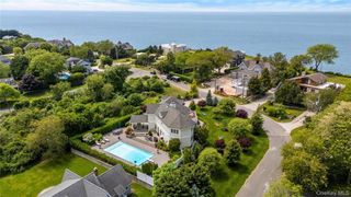 695 Sound Drive, Greenport, NY 11944