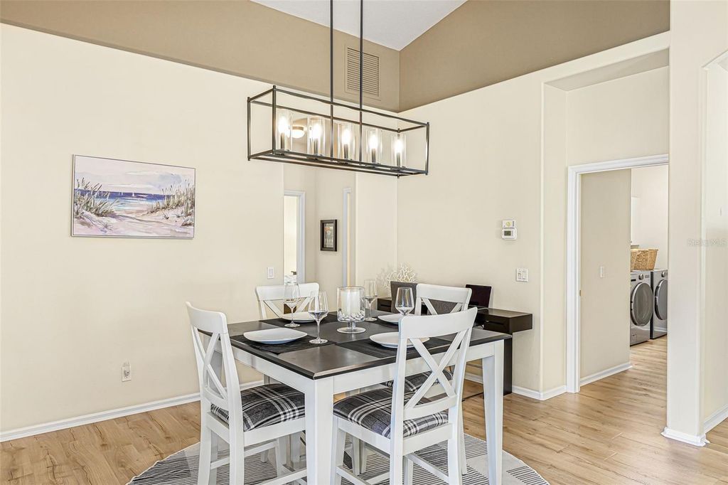 Image 18 of property listing at 11371 PERICO ISLE CIRCLE, Bradenton, FL 34209