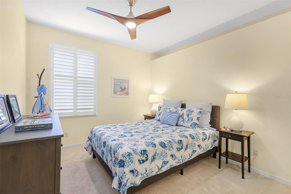 Image 27 of property listing at 11371 PERICO ISLE CIRCLE, Bradenton, FL 34209