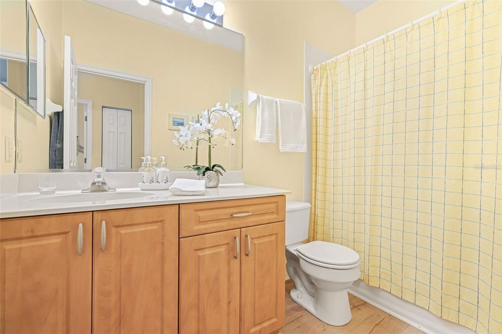 Image 30 of property listing at 11371 PERICO ISLE CIRCLE, Bradenton, FL 34209