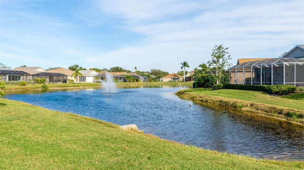 Image 36 of property listing at 11371 PERICO ISLE CIRCLE, Bradenton, FL 34209