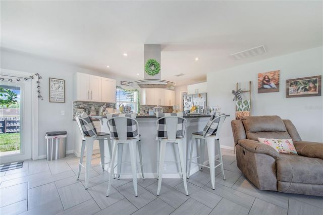 838 SHERWOOD DRIVE, Lake Wales, FL 33898