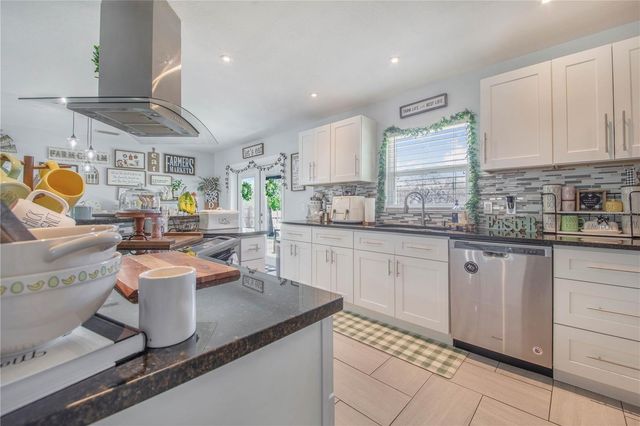 838 SHERWOOD DRIVE, Lake Wales, FL 33898