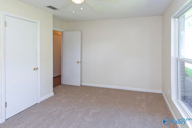 2403 Yorkshire Drive, Huntsville, AL 35803