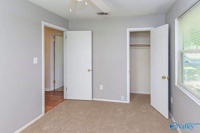 2403 Yorkshire Drive, Huntsville, AL 35803