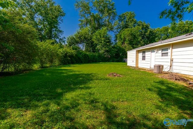 2403 Yorkshire Drive, Huntsville, AL 35803