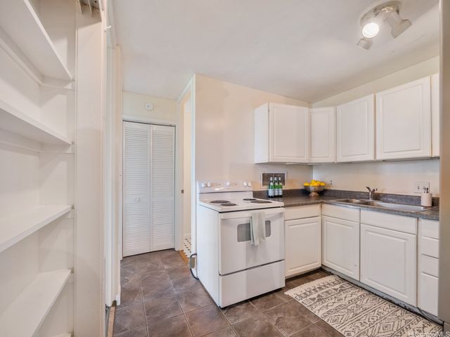 1600 Wilikina Drive C404, Wahiawa, HI 96786