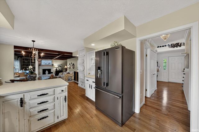 15587 Signal Hill Court, Granger, IN 46530