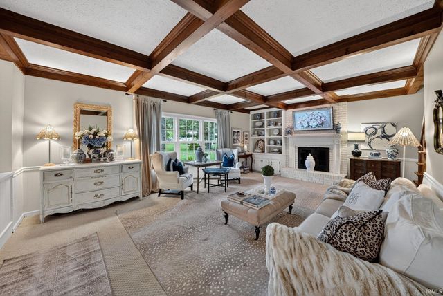 15587 Signal Hill Court, Granger, IN 46530