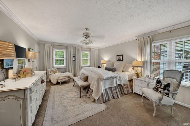 15587 Signal Hill Court, Granger, IN 46530