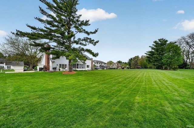 15587 Signal Hill Court, Granger, IN 46530