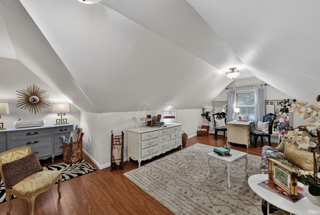 15587 Signal Hill Court, Granger, IN 46530