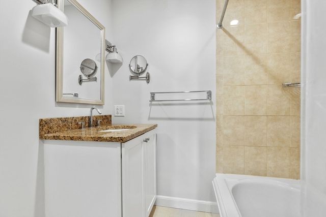 122 Beacon 6, Boston, MA 02116