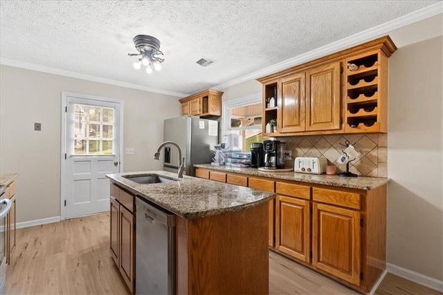 206 Victory Drive, Calhoun, GA 30701