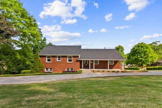 206 Victory Drive, Calhoun, GA 30701