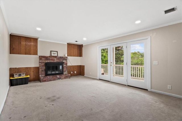206 Victory Drive, Calhoun, GA 30701