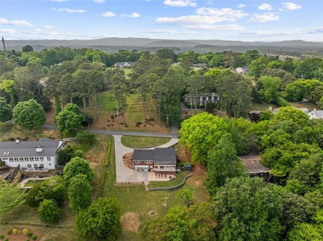 206 Victory Drive, Calhoun, GA 30701