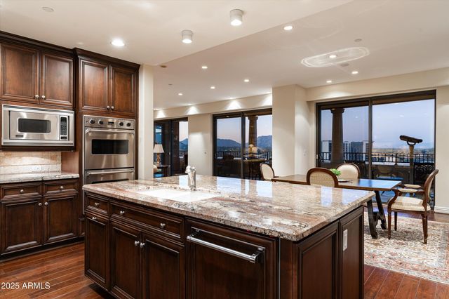 7181 E Camelback Road 1202, Scottsdale, AZ 85251