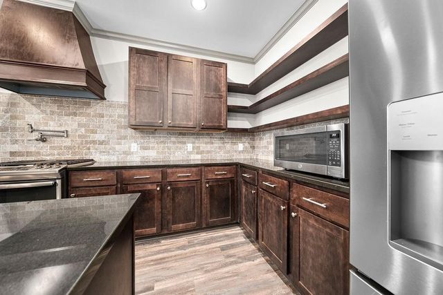 9205 RA Young Jr Drive, Fort Smith, AR 72916