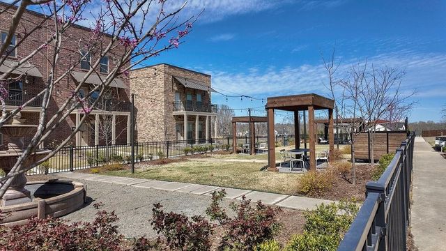 9205 RA Young Jr Drive, Fort Smith, AR 72916