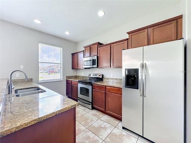11056 SAVANNAH LANDING CIRCLE, Orlando, FL 32832
