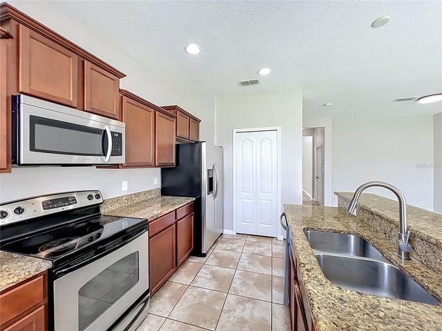 11056 SAVANNAH LANDING CIRCLE, Orlando, FL 32832