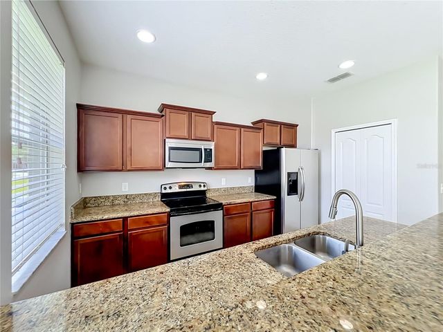 11056 SAVANNAH LANDING CIRCLE, Orlando, FL 32832