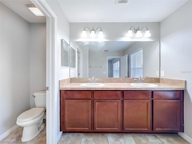 11056 SAVANNAH LANDING CIRCLE, Orlando, FL 32832